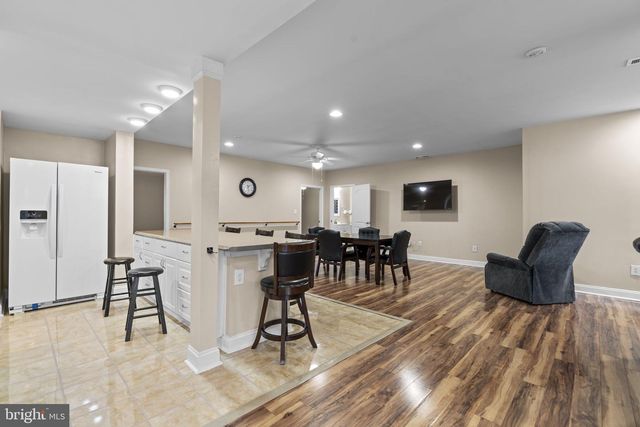 8024 SOLLEY RD, Glen Burnie, MD 21060