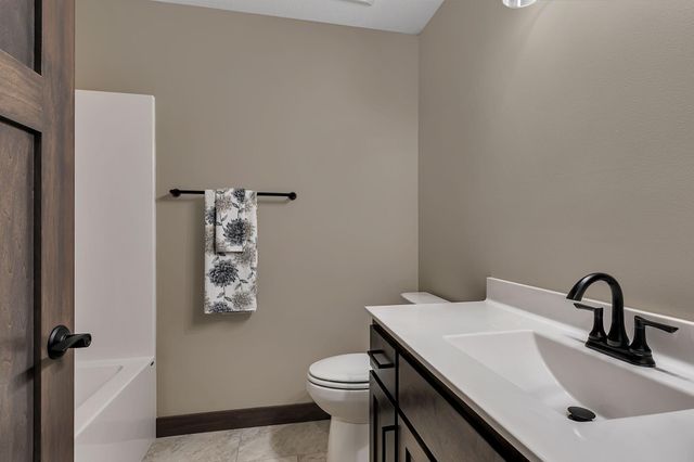 11940 Fiber Drive, Baxter, MN 56425