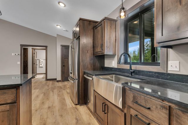 11940 Fiber Drive, Baxter, MN 56425