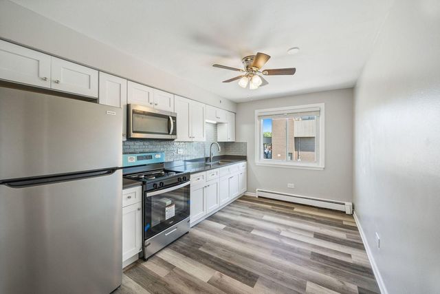 7834 95th Street 2H, Hickory Hills, IL 60457