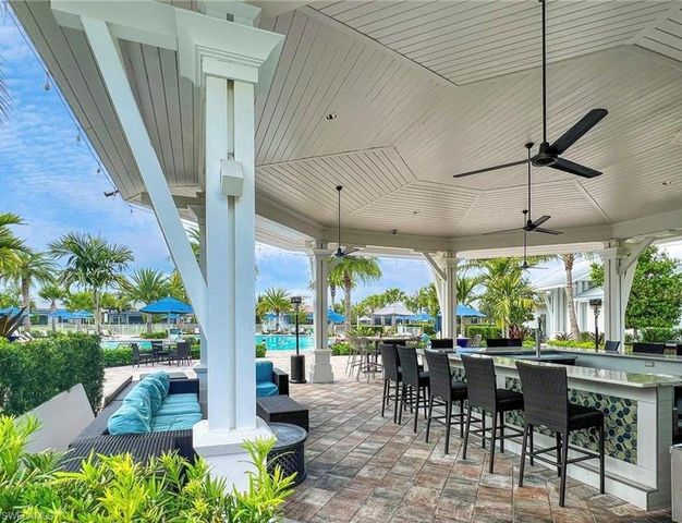 9811 Everglades DR, Naples, FL 34120