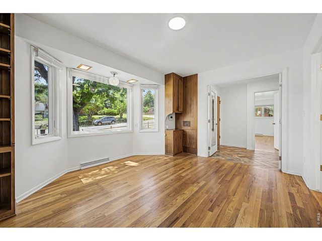 2555 Queen St, Lakewood, CO 80215