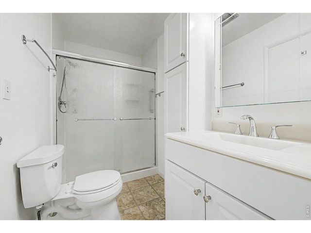 2555 Queen St, Lakewood, CO 80215