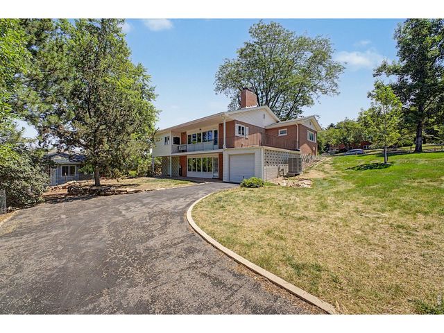 2555 Queen St, Lakewood, CO 80215