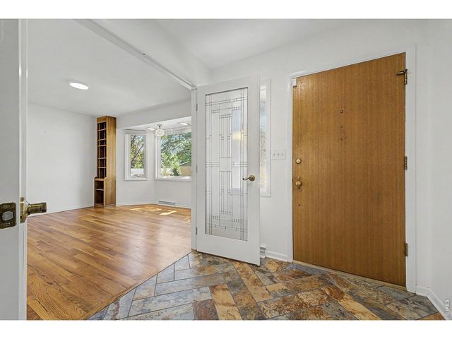 2555 Queen St, Lakewood, CO 80215