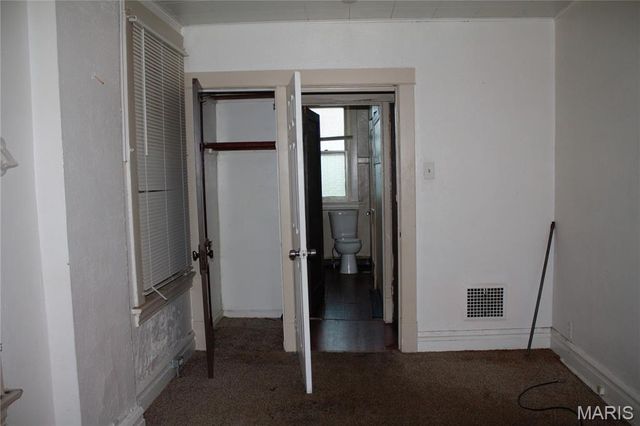 5269 Beacon Avenue, St Louis, MO 63120