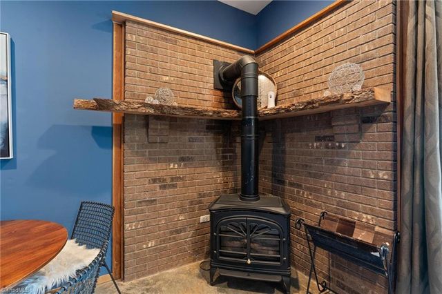 3086 Summit Road, Purlear, NC 28665
