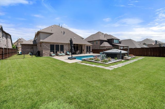 9913 Villa Verde Drive, Fort Worth, TX 76179