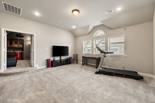 9913 Villa Verde Drive, Fort Worth, TX 76179