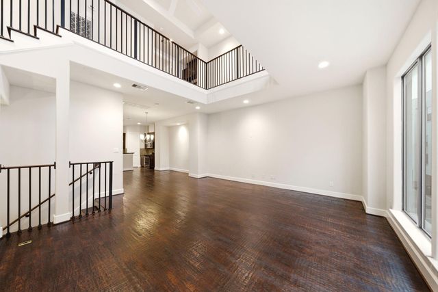 2706 Leeland Street, Houston, TX 77003