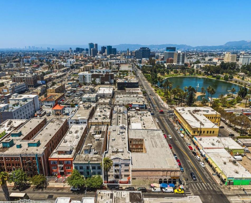 711 S Westlake Avenue, Los Angeles, CA 90057