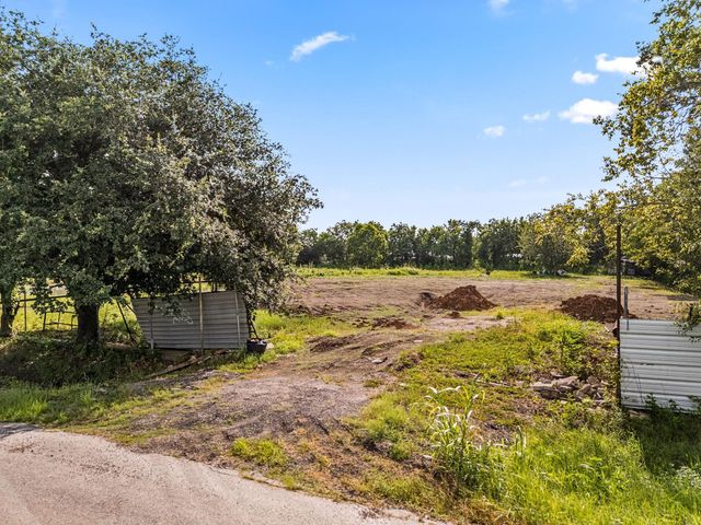 19231 County Road 927a, Alvin, TX 77511