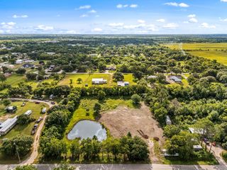 19231 County Road 927a, Alvin, TX 77511