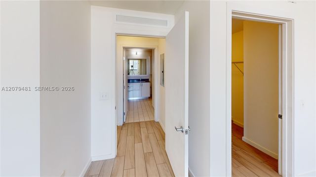 999 SW 1st Ave 2606, Miami, FL 33130