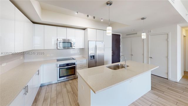 999 SW 1st Ave 2606, Miami, FL 33130