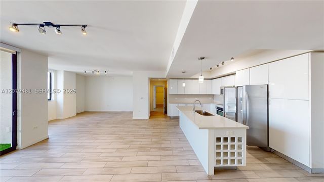 999 SW 1st Ave 2606, Miami, FL 33130