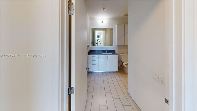 999 SW 1st Ave 2606, Miami, FL 33130