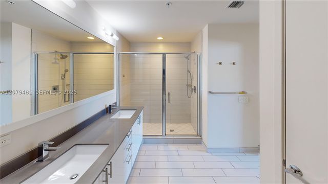 999 SW 1st Ave 2606, Miami, FL 33130