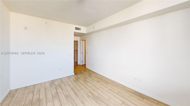 999 SW 1st Ave 2606, Miami, FL 33130