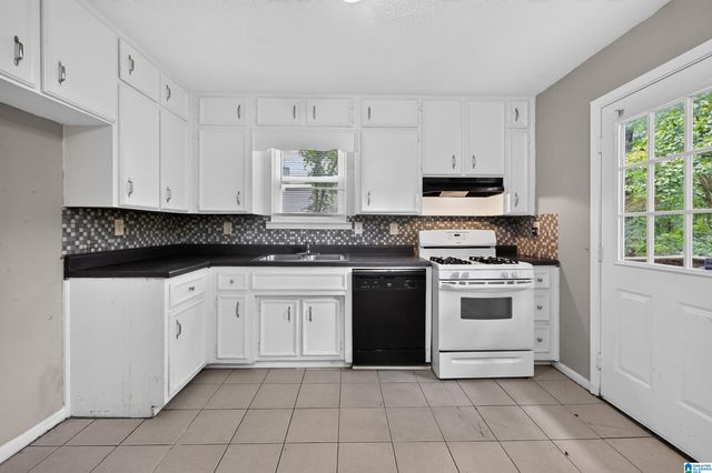 2511 WILLOWOOD CIRCLE, Birmingham, AL 35215