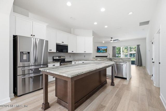 32405 SUNNY PARKE Drive, Fernandina Beach, FL 32034