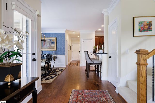 206 Ridenour Avenue, Greenville, SC 29617