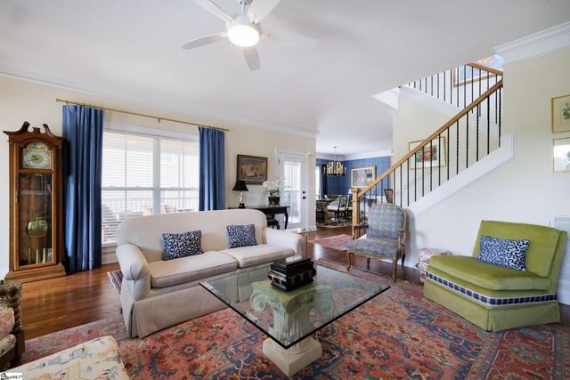 206 Ridenour Avenue, Greenville, SC 29617