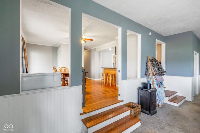 6566 N Us Highway 31, Whiteland, IN 46184