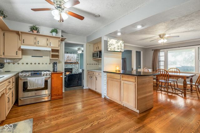 6566 N Us Highway 31, Whiteland, IN 46184