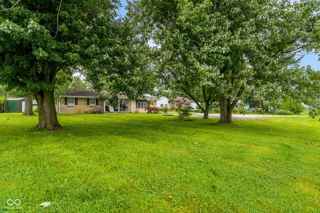 6566 N Us Highway 31, Whiteland, IN 46184