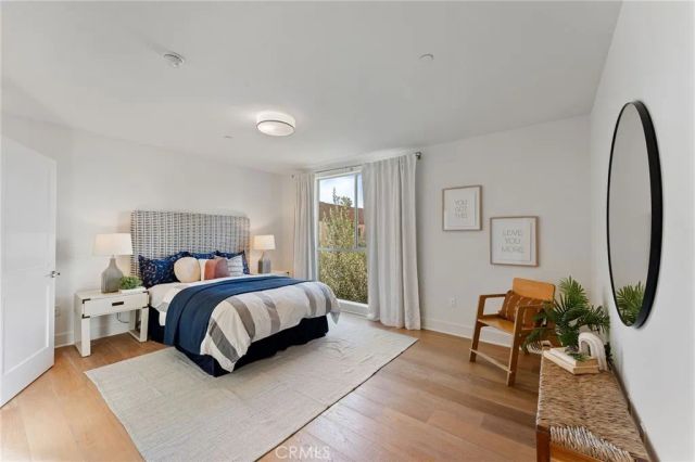 118 N Kings Rd 201, Los Angeles, CA 90048