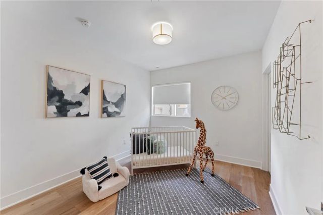 118 N Kings Rd 201, Los Angeles, CA 90048