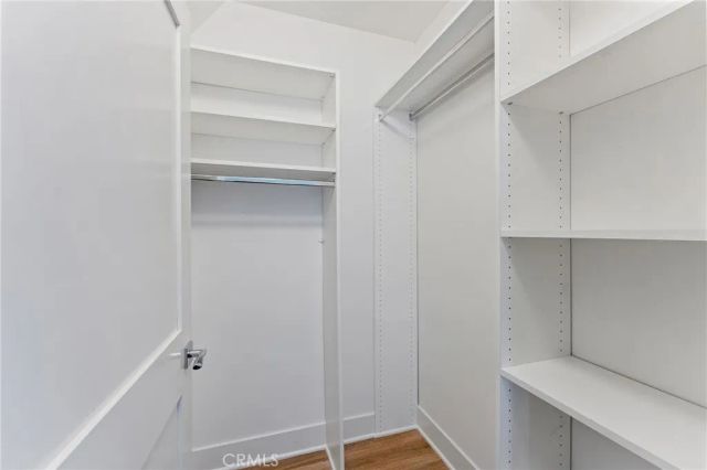 118 N Kings Rd 201, Los Angeles, CA 90048