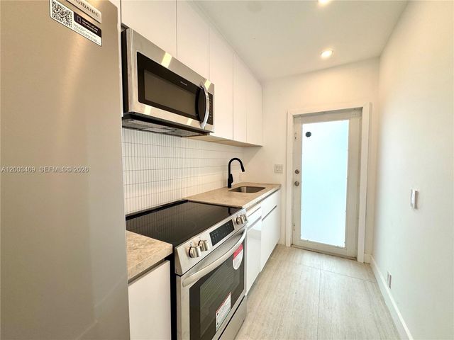 6944 Byron Ave 1, Miami Beach, FL 33141