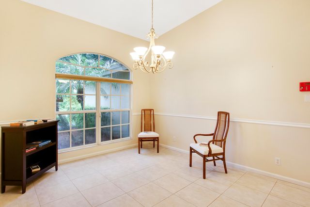 1198 SE Petunia Avenue, Port St. Lucie, Port St Lucie, FL 34952