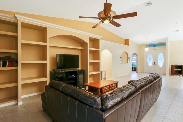 1198 SE Petunia Avenue, Port St. Lucie, Port St Lucie, FL 34952