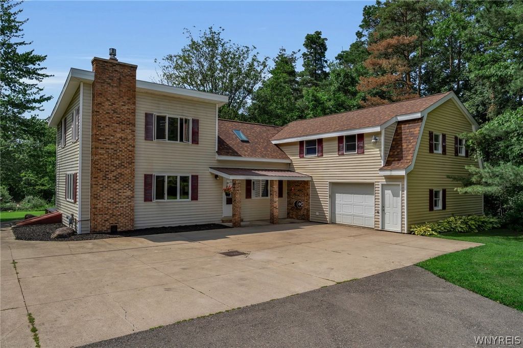 5880 Hunters Creek Road, Wales, NY 14139