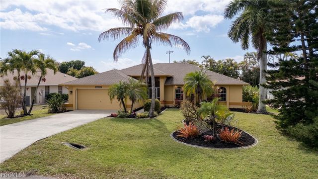 17241 Caloosa Trace CIR, Fort Myers, FL 33967