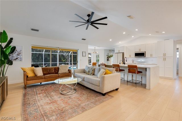 17241 Caloosa Trace CIR, Fort Myers, FL 33967