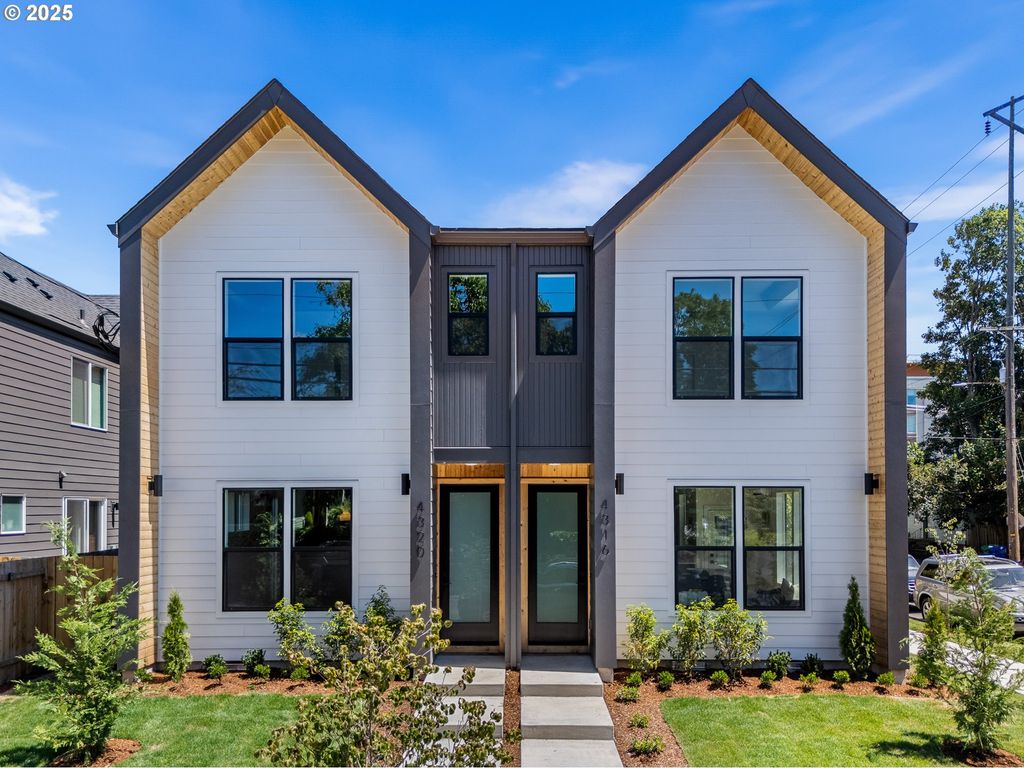 4316 N Gantenbein Ave 2, Portland, OR 97217