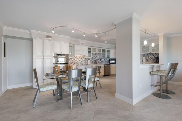 101 BENJAMIN FRANKLIN DRIVE 66, Sarasota, FL 34236