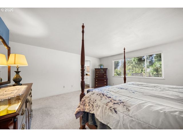 2815 Nw EASTWAY Ct, Beaverton, OR 97006