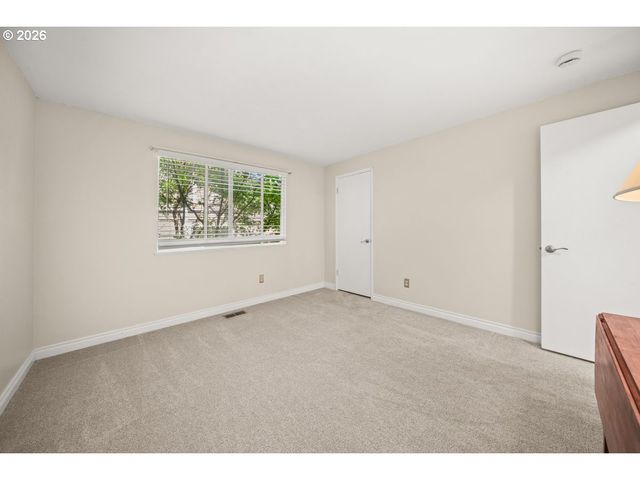 2815 Nw EASTWAY Ct, Beaverton, OR 97006