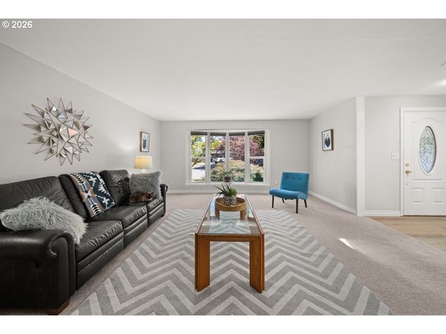 2815 Nw EASTWAY Ct, Beaverton, OR 97006