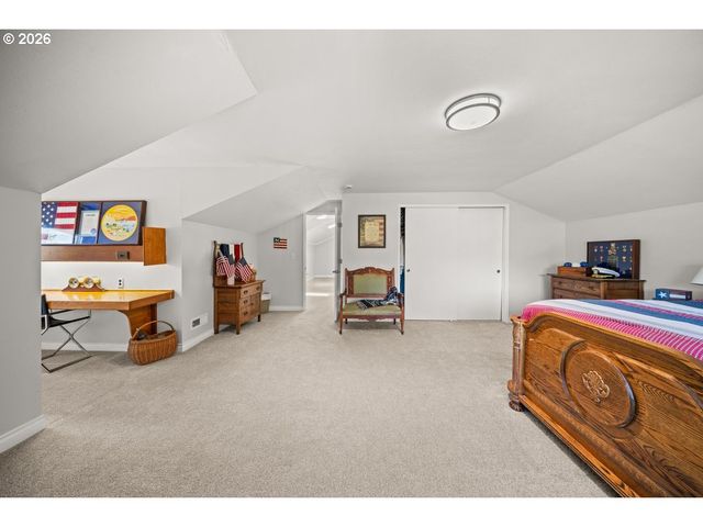 2815 Nw EASTWAY Ct, Beaverton, OR 97006