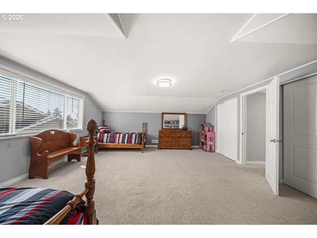 2815 Nw EASTWAY Ct, Beaverton, OR 97006