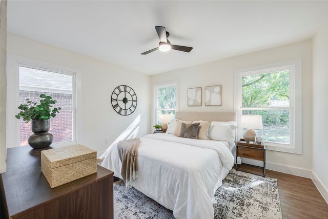 3212 Santa Teresa Avenue, Dallas, TX 75228