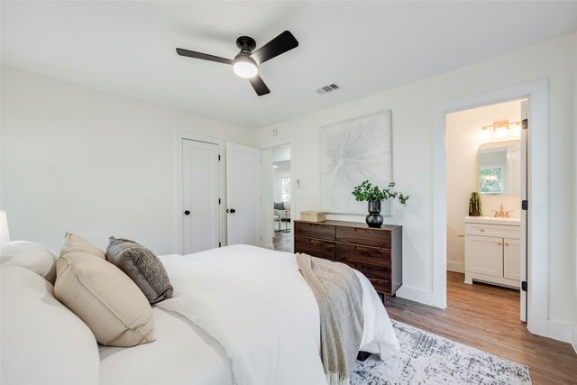 3212 Santa Teresa Avenue, Dallas, TX 75228