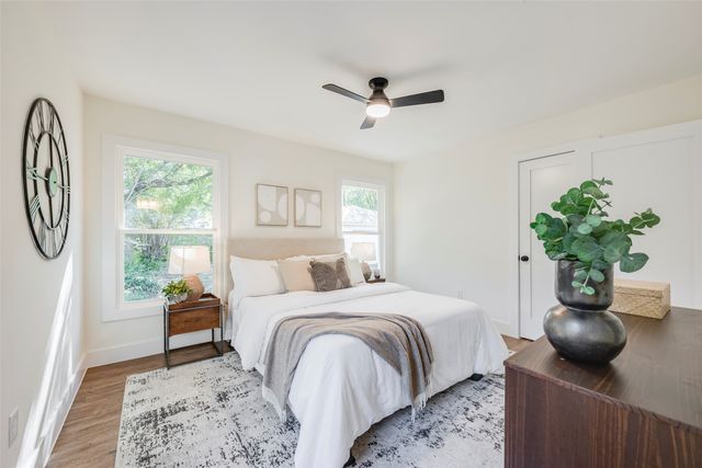 3212 Santa Teresa Avenue, Dallas, TX 75228