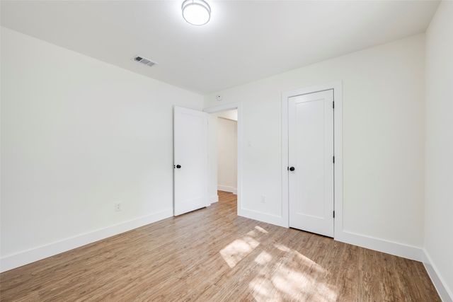 3212 Santa Teresa Avenue, Dallas, TX 75228